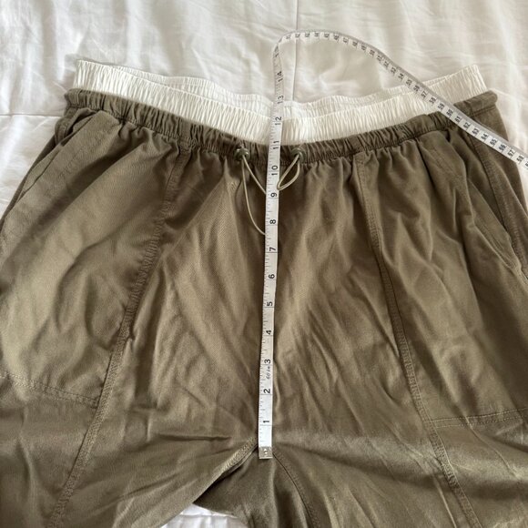 Anthropologie Daily Practice Ankle Pants in Olive Green - Picture 11 of 12